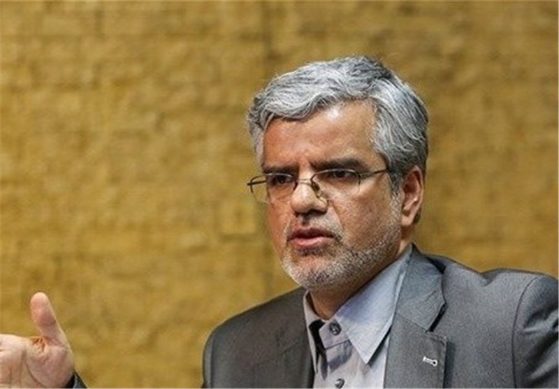 محمود صادقی: &rlm;پس از تفکیک دو وزارت&zwnj;خانه صنعت و بازرگانی از یکدیگر، دو وزارت&zwnj;خانه با دو شخصیت حقوقی جدید تشکیل می شود/ بعضی با تشکیک در این امر بدیهی برای ابقای رحمانی به&zwnj;عنوان وزیر صنعت لابی می&zwnj;کنند