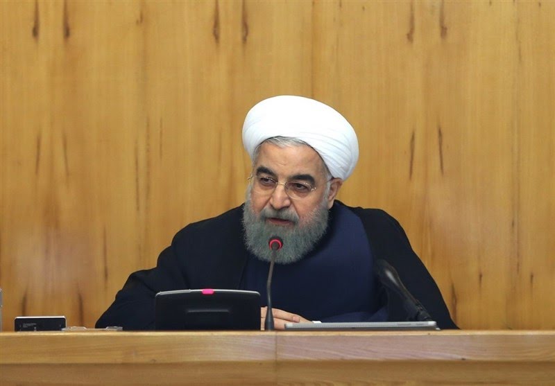 روحانی: ۱۳ آبان یادآور حضور و فداکاری دانش آموزان در حرکت حق جویی و استقلال طلبی مردم ایران است/ آمریکایی ها به روشنی فهمیده اند تحریم مسیر پیروزمندانه ای نیست