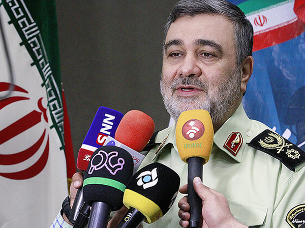 فرمانده ناجا: اجازه اخلال و ناامنی نمیدهیم / تعدادی از اخلالگران شناسایی شده اند و برخورد لازم با آنها صورت گرفته / بررسیهای ما حاکی از خط دهی سازمانهای ضدانقلاب و منافقین در پس پرده تحرکات اخیر است / امکانات خوبی در اختیار پلیس است؛ میتوانیم برای اشراف اطلاعاتی از این امکانات استفاده کنیم فرمانده ناجا: اجازه اخلال و ناامنی نمیدهیم / تعدادی از اخلالگران شناسایی شده اند و برخورد لازم با آنها صورت گرفته / بررسیهای ما حاکی از خط دهی سازمانهای ضدانقلاب و منافقین در پس پرده تحرکات اخیر است / امکانات خوبی در اختیار پلیس است؛ میتوانیم برای اشراف اطلاعاتی از این امکانات استفاده کنیم