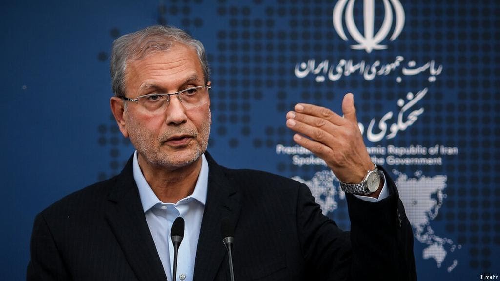 ربیعی: اینترنت استان&zwnj;ها به تدریج وصل می&zwnj;شود / نگرانی مردم را درک می&zwnj;کنیم اما نگرانی بزرگ&zwnj;تر حفظ آرامش در کشور است
