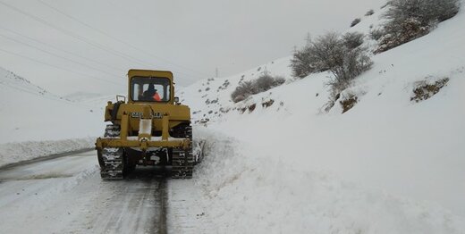 بارش برف و باران در برخی شهرها ادامه دارد بارش برف و باران در برخی شهرها ادامه دارد