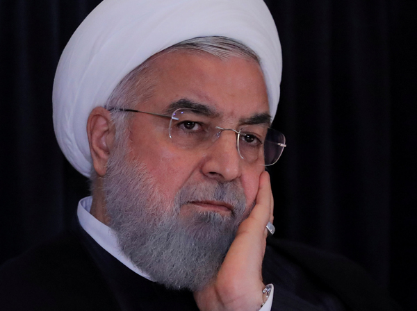 واکنش تند اصولگرایان به اظهارات روحانی درباره همه&zwnj;پرسی: برای تسلیم شدن مقابل آمریکا نیازی به همه&zwnj;پرسی نیست؛ نیم متر پارچه سفید را بالا بگیرید!