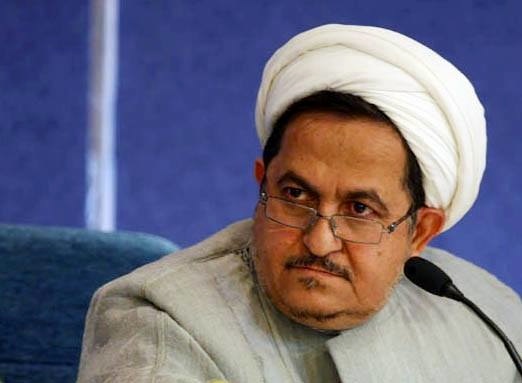 بیانیه محمدعلی زم درباره دستگیری پسرش: روح&zwnj;الله به بهانه و&zwnj; انگیزه زیارت و ملاقات با مرجعیت شیعه به عراق و سپس ایران منتقل شد / هیچ یک از اعضای خانواده در دستگیری روح الله مشارکت نداشتند / امیدواریم با این دستگیری چهره منافقان و&zwnj; نفوذی&zwnj;ها که اسباب فریب فرزندمان را فراهم ساختند، آشکار شود