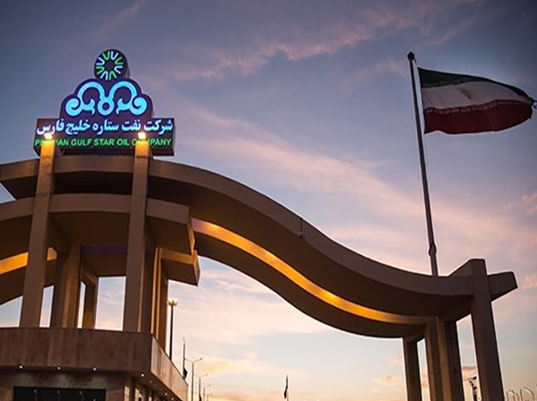 کلید موفقیت بنزینی ایران میدان گازی در پارس جنوبی است / تهران معتقد است تحریمها بزودی کاسته یا برداشته میشوند / ممکن است شرکتهای اروپایی حتی پیش از برداشته شدن تحریمها دوباره به بخش پتروشیمی ایران بازگردند کلید موفقیت بنزینی ایران میدان گازی در پارس جنوبی است / تهران معتقد است تحریمها بزودی کاسته یا برداشته میشوند / ممکن است شرکتهای اروپایی حتی پیش از برداشته شدن تحریمها دوباره به بخش پتروشیمی ایران بازگردند