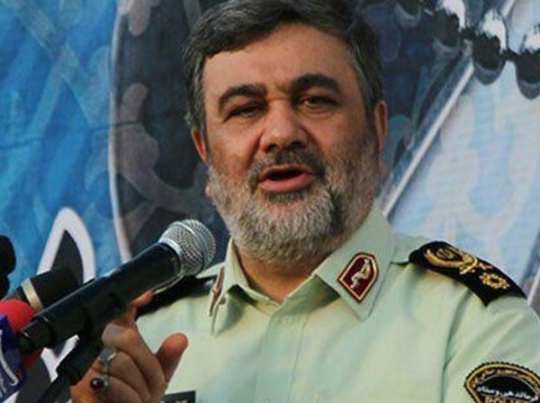 نگرانی ما این بود حوادث لبنان و عراق به داخل کشور تسری پیدا کند / در شبکههای اجتماعی به مردم میگفتند چگونه اعتراض کنند؛ به طور مثال مدل چین و هنگکنک یعنی رها کردن خودروها یا خالی کردن شن و ماسه در معابر را مطرح کردند / تا جمعه بعدازظهر مشکلی نداشتیم، اما بعد از آن در خرمشهر حرکت مسلحانه شکل گرفت / نخستین حمله به پمپبنزین در سیرجان صورت گرفت؛ اگر انبار سوخت نزدیک پمپبنزین آتش میگرفت خسارات زیادی به بار میآمد / روز شنبه اعتراضات به آشوب تبدیل شد / اینکه بارها گفته شده اینترنت ملی راهاندازی شود، برای چنین مواقعی است / در روزهای نخست، بیشتر از خرابیها گفته شد، اما از اقدامات پیشدستانه نیروهای عملکننده کمتر سخن به میان آمد / اگر مجدداً بخواهد حادثهای رخ دهد، آمادگی داریم / اعتماد مردم به نیروی انتظامی بیشتر از قبل شده / نگرانی ما این بود حوادث لبنان و عراق به داخل کشور تسری پیدا کند / در شبکههای اجتماعی به مردم میگفتند چگونه اعتراض کنند؛ به طور مثال مدل چین و هنگکنک یعنی رها کردن خودروها یا خالی کردن شن و ماسه در معابر را مطرح کردند / تا جمعه بعدازظهر مشکلی نداشتیم، اما بعد از آن در خرمشهر حرکت مسلحانه شکل گرفت / نخستین حمله به پمپبنزین در سیرجان صورت گرفت؛ اگر انبار سوخت نزدیک پمپبنزین آتش میگرفت خسارات زیادی به بار میآمد / روز شنبه اعتراضات به آشوب تبدیل شد / اینکه بارها گفته شده اینترنت ملی راهاندازی شود، برای چنین مواقعی است / در روزهای نخست، بیشتر از خرابیها گفته شد، اما از اقدامات پیشدستانه نیروهای عملکننده کمتر سخن به میان آمد / اگر مجدداً بخواهد حادثهای رخ دهد، آمادگی داریم / اعتماد مردم به نیروی انتظامی بیشتر از قبل شده /