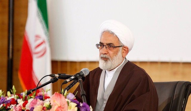 دستور دادستان کل کشور در رابطه با اخذ وثایق بانکی واحدهای تولیدی: اگر قیمت محل، کفاف پرداخت بدهی شرکت را می&zwnj;دهد سایر وثیقه&zwnj;ها را به اجرا نگذارند