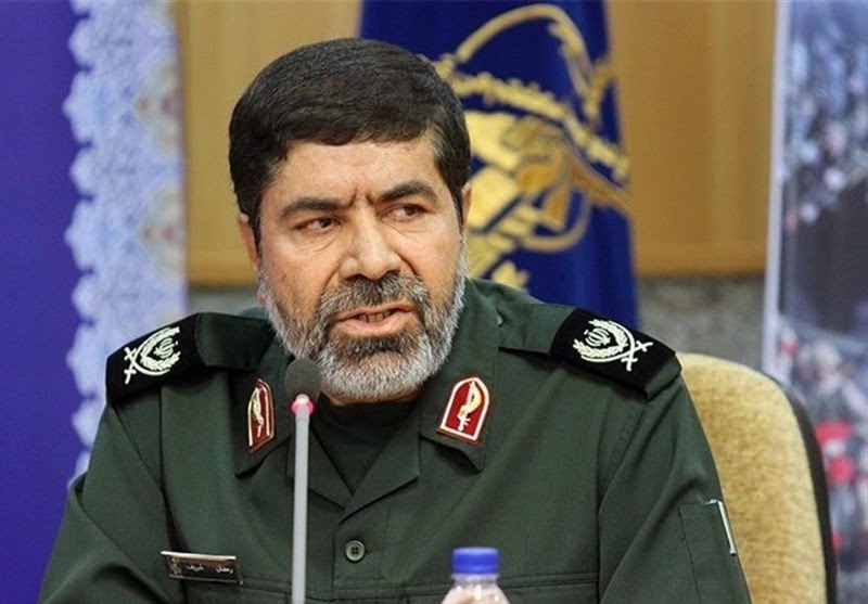سخنگوی سپاه: دشمن جرات حمله به مرزهای ما را ندارد / در گام دوم انقلاب، چنان اقتصاد پایداری در کشور حاکم خواهد شد که در باور نمی گنجد