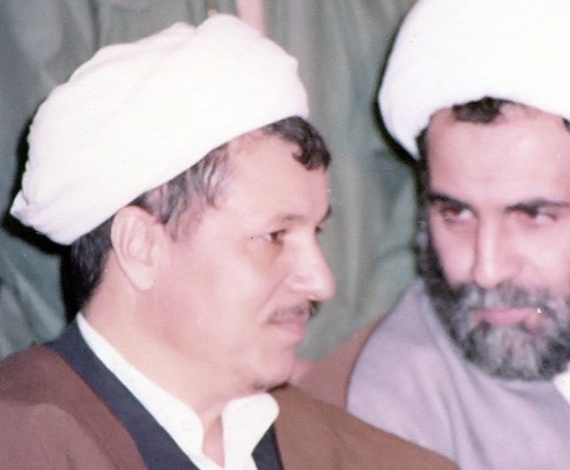 خاطرات آیتالله هاشمی؛ ۲۹ آذر ۱۳۷۱ تا ۱۳۷۵: ولایتی گفت از طرف دوستان ناطق نوری، به او پیشنهاد معاون اولی شده، ولی وزارت خارجه را ترجیح میدهد خاطرات آیتالله هاشمی؛ ۲۹ آذر ۱۳۷۱ تا ۱۳۷۵: ولایتی گفت از طرف دوستان ناطق نوری، به او پیشنهاد معاون اولی شده، ولی وزارت خارجه را ترجیح میدهد