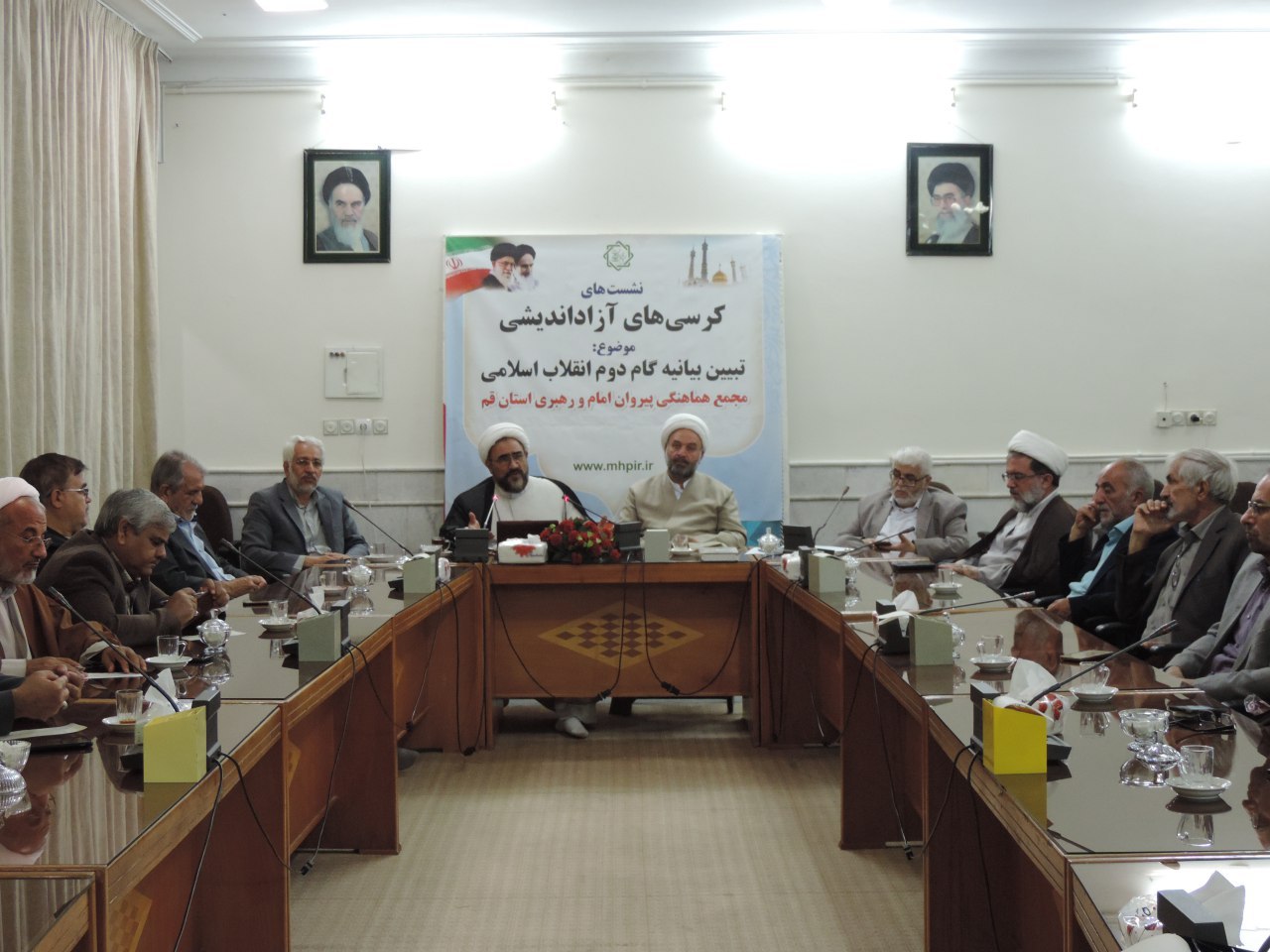 مهاجرنیا، پژوهشگر مسائل سیاس:  راهبرد اقتصاد مقاومتی سبب ارتقای قدرت ملی و انسداد نفوذ و سلطه بیگانگان است