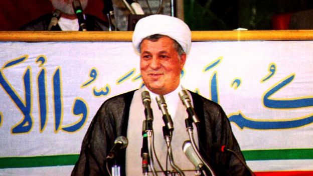 خاطرات آیتالله هاشمی؛ ۶ آذر ۱۳۷۱ تا ۱۳۷۵: ولایتی اجازه خواست با ملک فهد و وزیر خارجه مصر در صورت تقاضای او ملاقات کند خاطرات آیتالله هاشمی؛ ۶ آذر ۱۳۷۱ تا ۱۳۷۵: ولایتی اجازه خواست با ملک فهد و وزیر خارجه مصر در صورت تقاضای او ملاقات کند