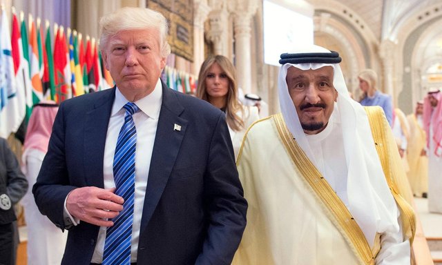 ریاست جمهوری مجدد ترامپ در انتخابات چقدر برای عربستان مهم است؟ / آیا سعودی از پیروزی یک دموکرات در انتخابات ۲۰۲۰ آمریکا در هراس است ریاست جمهوری مجدد ترامپ در انتخابات چقدر برای عربستان مهم است؟ / آیا سعودی از پیروزی یک دموکرات در انتخابات ۲۰۲۰ آمریکا در هراس است