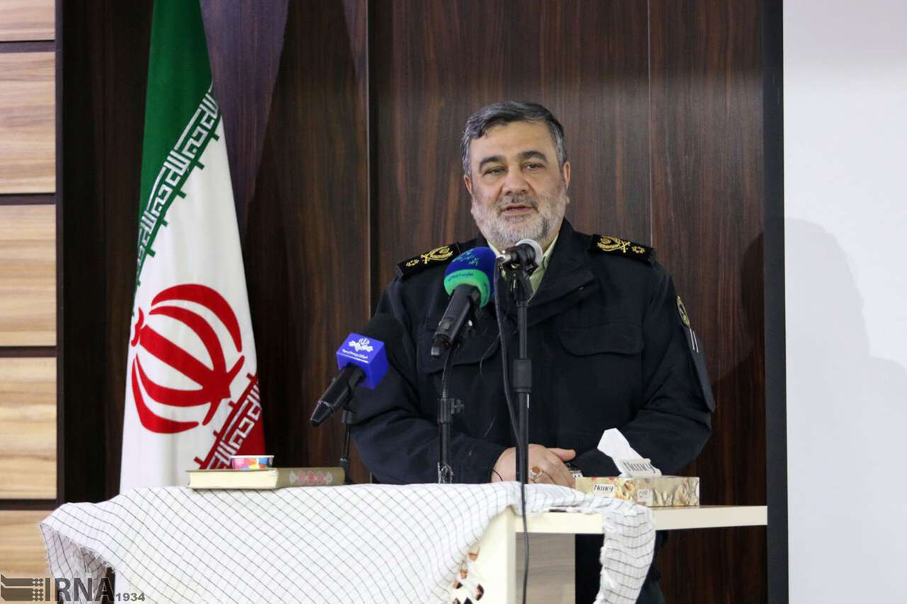 سردار اشتری:&zwnj; خودروهایی که در کنار بوستانها توقف کنند به پارکینگ منتقل خواهد شد