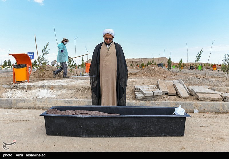 تصاویر: آرامستان بهشت معصومه قم در روزهای کرونایی