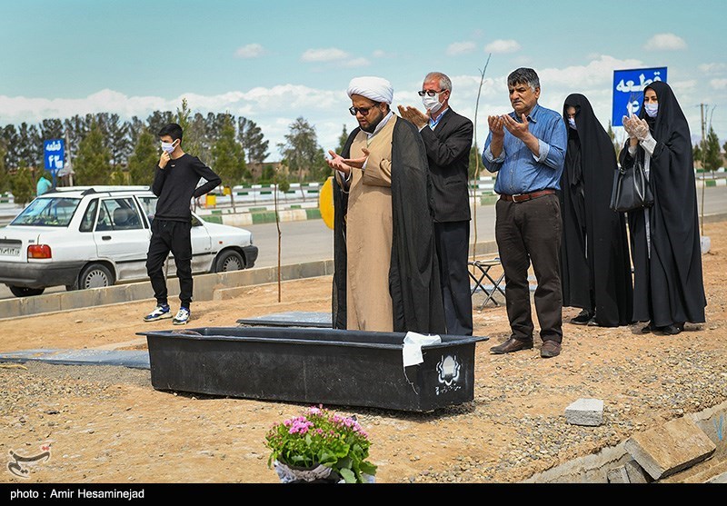 تصاویر: آرامستان بهشت معصومه قم در روزهای کرونایی