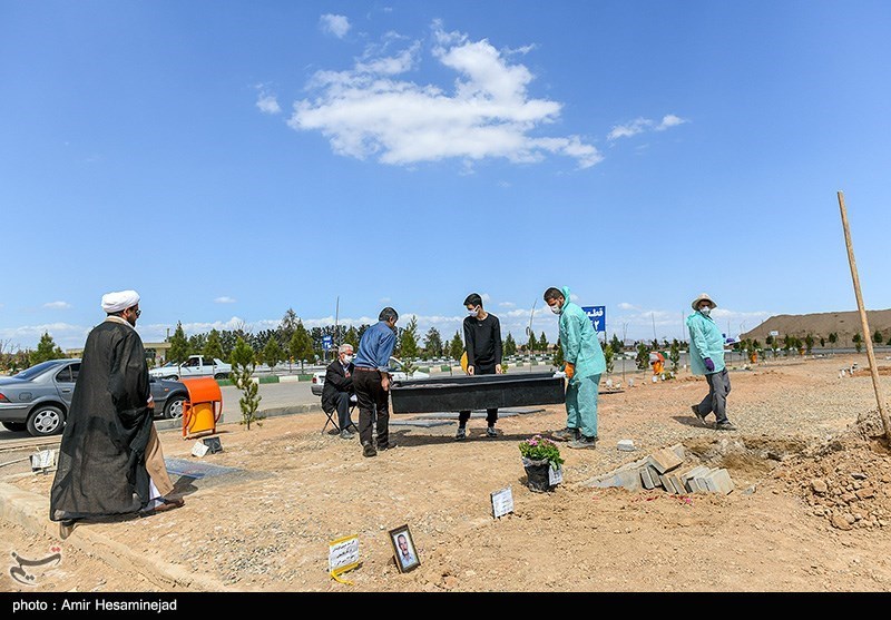 تصاویر: آرامستان بهشت معصومه قم در روزهای کرونایی