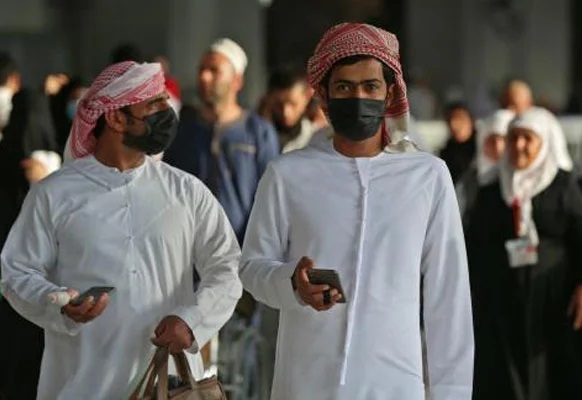 دولت&zwnj;های عرب خلیج فارس چگونه با کرونا برخورد کردند؟ / از معافیت گمرگی ۶ ماهه در قطر برای مواد غذایی و تجهیزات پزشکی تا پرداخت ۶۰ درصد حقوق کارمندان در شرکت&zwnj;های آسیب دیده از کرونا در عربستان سعودی