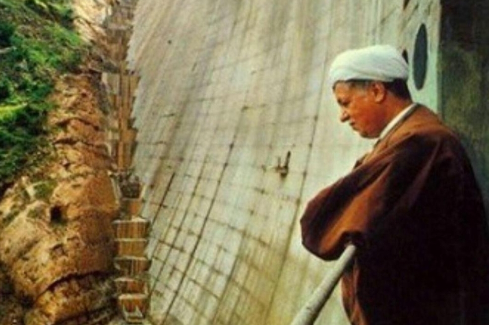 خاطرات آیت&zwnj;الله هاشمی؛ ۱ فروردین ۱۳۷۱ تا ۱۳۷۶: جشن&zwnj;هاى نوروزى در افغانستان توسط طالبان ممنوع شده است