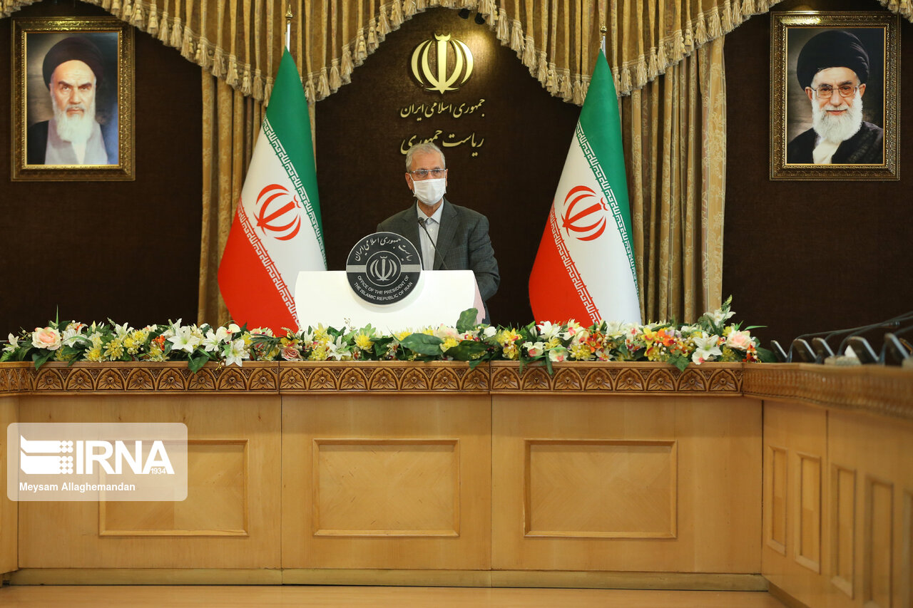 نخستین نشست خبری حضوری سخنگوی دولت در سال ۹۹
