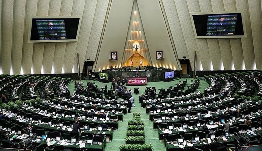 بیانیه نمایندگان مجلس: هیچ کارگری نباید کمتر از دو میلیون و ۸۰۰ هزار ریال حقوق بگیرد