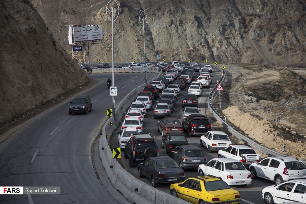 تصاویر: ترافیک کیلومتری در جاده لواسان