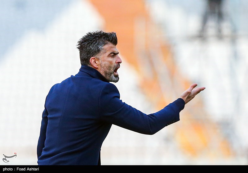 تصاویر: دیدار تیم&zwnj;های فوتبال پرسپولیس و ذوب&zwnj;آهن