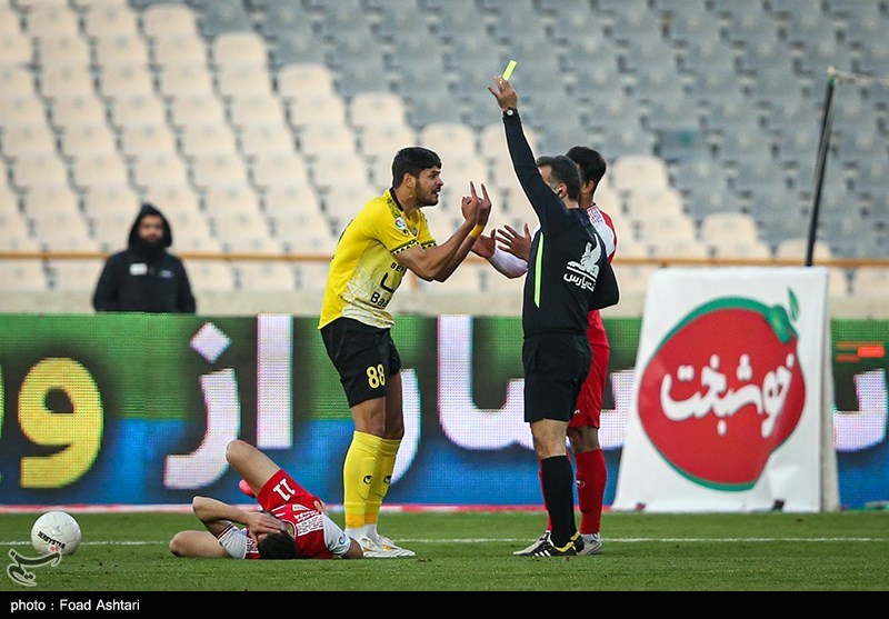 تصاویر: دیدار تیم&zwnj;های فوتبال پرسپولیس و سپاهان