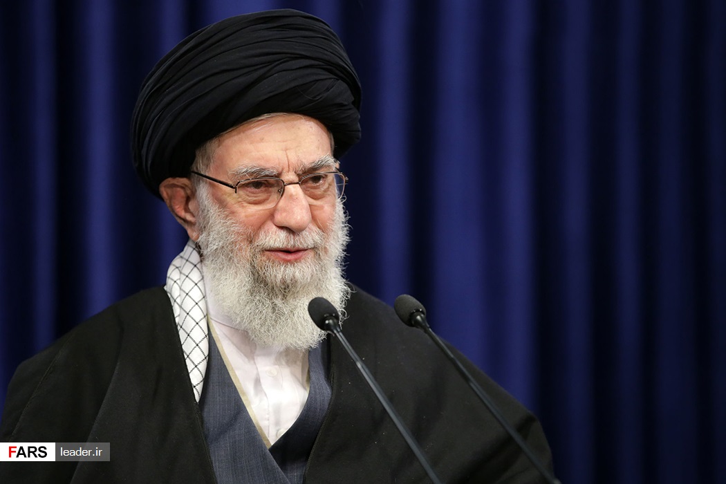 تصاویر: سخنرانی تلویزیونی رهبر انقلاب در سالروز قیام ۱۹ دی مردم قم