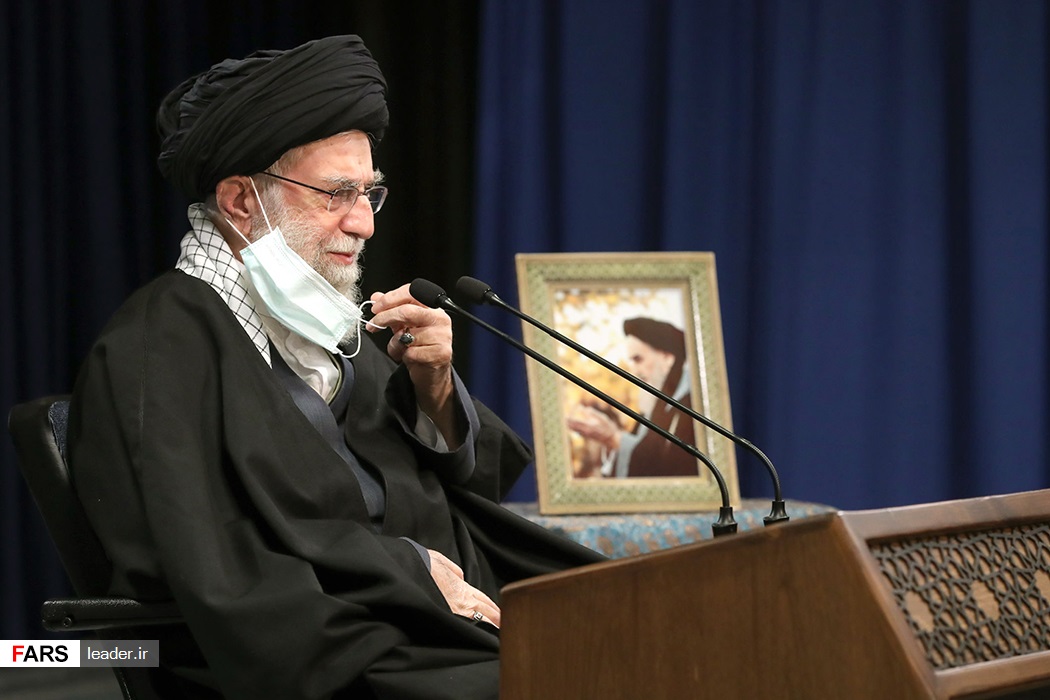 تصاویر: سخنرانی تلویزیونی رهبر انقلاب در سالروز قیام ۱۹ دی مردم قم