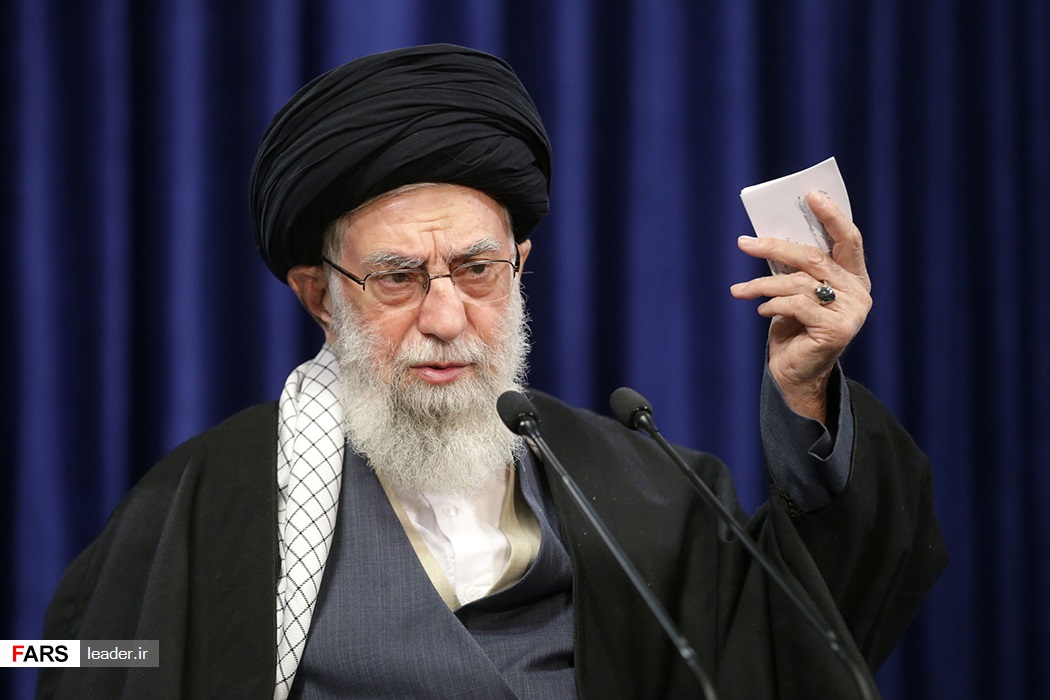 تصاویر: سخنرانی تلویزیونی رهبر انقلاب در سالروز قیام ۱۹ دی مردم قم
