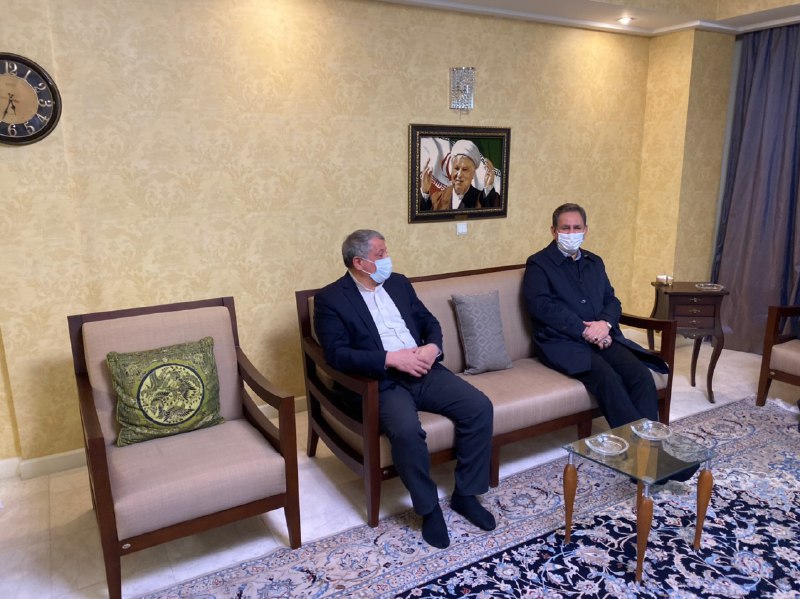عکس/ دیدار جهانگیری با خانواده و همسر آیت الله هاشمی در چهارمین سالگرد درگذشت او