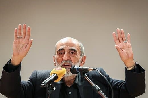 حسین شریعتمداری: سران فتنه قبل از ورود به انتخابات، برنامه انقلاب رنگی را از جایی گرفته بودند
