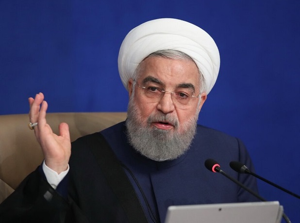 روحانی: بودجه جای شعار نیست؛ من بلدم به شعارها جواب بدهم اما مردم این را نمیخواهند / نمایندگان فروش نفت را کاهش و درآمد را افزایش دادند، عجب چشمبندی عجیبی! / شما وابستگی بودجه به نفت را ۳۱ هزار میلیارد تومان بیشتر کردید؛ این را هرکسی که چهار عمل اصلی ریاضی را بلد باشد، میتواند به راحتی متوجه شود / حذف ارز ۴۲۰۰ تومانی یعنی کاهش مجدد ارزش پول ملی روحانی: بودجه جای شعار نیست؛ من بلدم به شعارها جواب بدهم اما مردم این را نمیخواهند / نمایندگان فروش نفت را کاهش و درآمد را افزایش دادند، عجب چشمبندی عجیبی! / شما وابستگی بودجه به نفت را ۳۱ هزار میلیارد تومان بیشتر کردید؛ این را هرکسی که چهار عمل اصلی ریاضی را بلد باشد، میتواند به راحتی متوجه شود / حذف ارز ۴۲۰۰ تومانی یعنی کاهش مجدد ارزش پول ملی