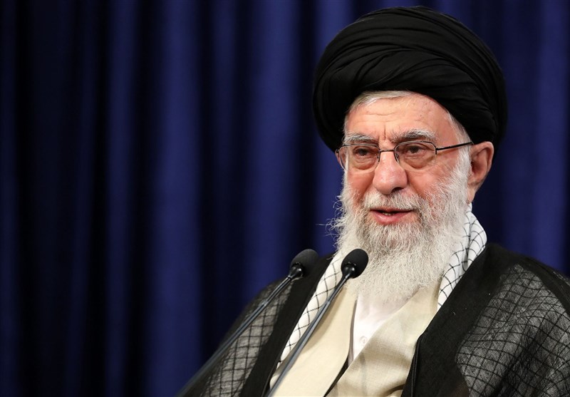 رهبر معظم انقلاب: سپاه با قدرت به فعالیتهای شایسته خود ادامه دهد رهبر معظم انقلاب: سپاه با قدرت به فعالیتهای شایسته خود ادامه دهد