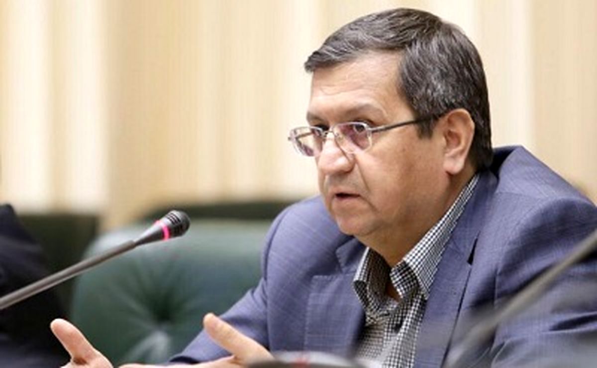 همتی: قبل از انتصاب، شرطم در هیات دولت واگذاری اعلام سیاست ها ارزی به بانک مرکزی بود / نرخ ارز باید توسط بازار و مستقل از سیاستهای مالی و بودجه ای تعیین شود