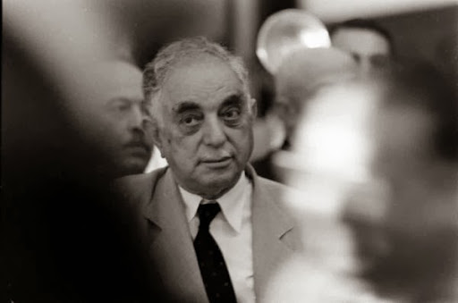 نامه شاگرد پیراهن دوز میدان ژاله به محمد رضاشاه: یک قبضه اسلحه کمری به بنده بدهید تا نخست وزیر عراق را قربانی کنم / برادران بحرینی، قفقازی، بلوچستانی، تاجیکستانی و افغانستانی با شنیدن این خبر می&zwnj;فهمند که برادران ایرانی آن&zwnj;ها را فراموش نکرده اند