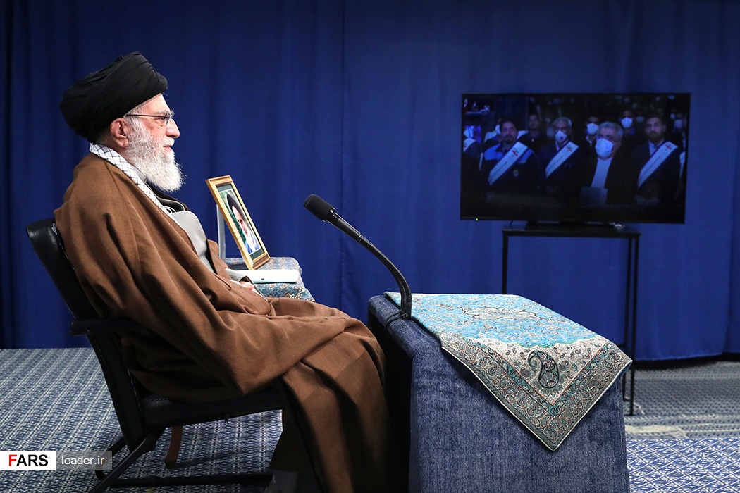 تصاویر: ارتباط تصویری مجموعه&zwnj;های تولیدی با رهبر انقلاب