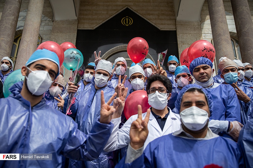 تصاویر: تجلیل ارتش از مدافعان سلامت