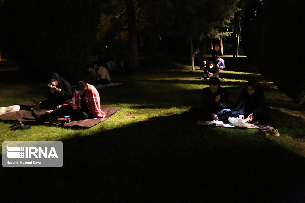 تصاویر: مراسم احیا شب نوزدهم ماه مبارک رمضان در استانها