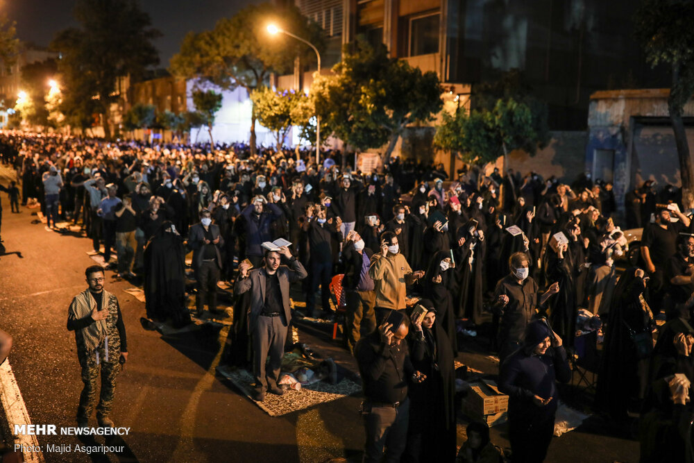 احیای شب بیست و یکم ماه مبارک رمضان در حسینیه همدانی ها