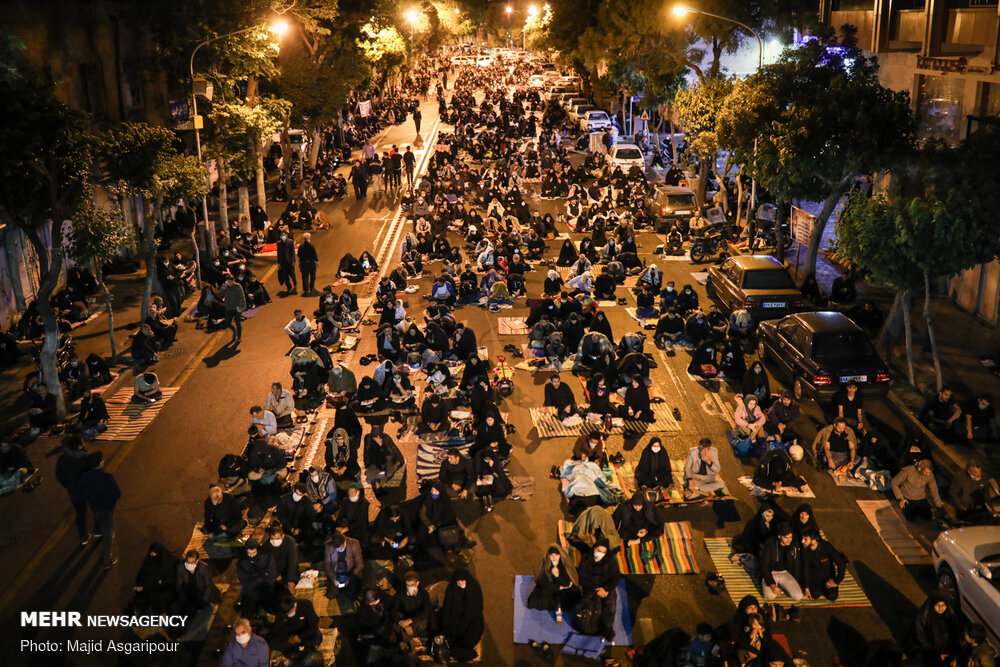 احیای شب بیست و یکم ماه مبارک رمضان در حسینیه همدانی ها