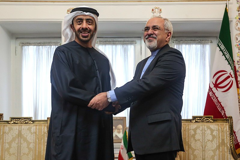 گفتگوی تلفنی ظریف با وزیر خارجه امارات درباره تحولات منطقهای گفتگوی تلفنی ظریف با وزیر خارجه امارات درباره تحولات منطقهای