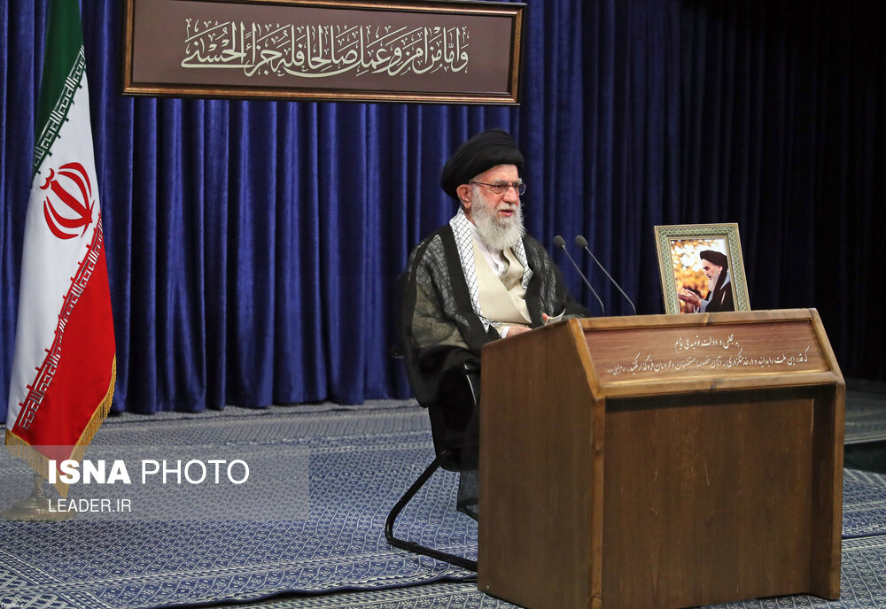 تصاویر: سخنرانی مقام معظم رهبری به مناسبت سالگرد ارتحال بنیانگذار کبیر انقلاب اسلامی