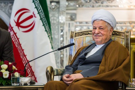 خاطرات آیتالله هاشمی؛ ۱۸ خرداد ۱۳۷۱ تا ۱۳۷۶ / کرباسچی آمد؛ به صورت مبالغهآميز از من ستايش کرد / فلاحیان، گزارشی از عملیات ایذایی منافقین در غرب کشور داد / با رهبری درباره مسایل افغانستان، فرماندهىکل سپاه، انتخابات هيأت ریيسه مجلس، مسایل مشهد در سفر خاتمى و... مذاكره كرديم خاطرات آیتالله هاشمی؛ ۱۸ خرداد ۱۳۷۱ تا ۱۳۷۶ / کرباسچی آمد؛ به صورت مبالغهآميز از من ستايش کرد / فلاحیان، گزارشی از عملیات ایذایی منافقین در غرب کشور داد / با رهبری درباره مسایل افغانستان، فرماندهىکل سپاه، انتخابات هيأت ریيسه مجلس، مسایل مشهد در سفر خاتمى و... مذاكره كرديم