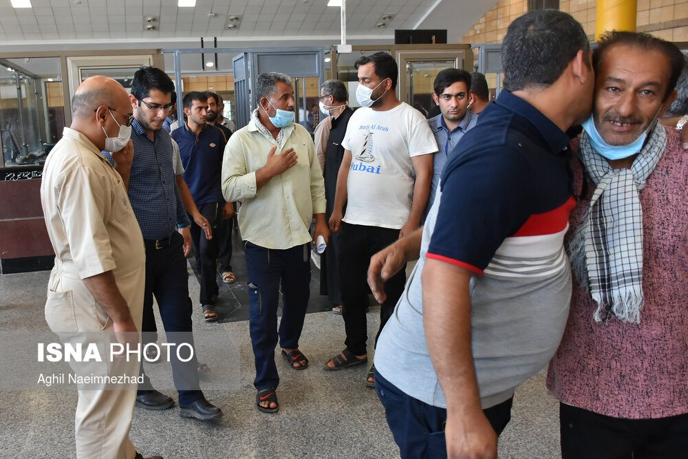 تصاویر: بازگشت سرنشینان نجات&zwnj;یافته شناور 