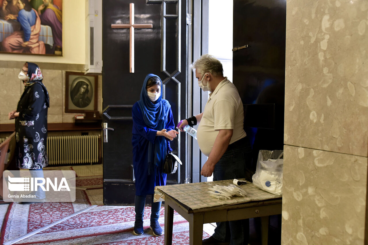 تصاویر: فاصله گذاری اجتماعی در کلیسا سرکیس مقدس