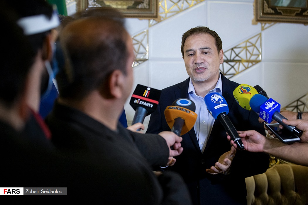 تصاویر: بازگشت پزشک ایرانی آزاد شده از آمریکا