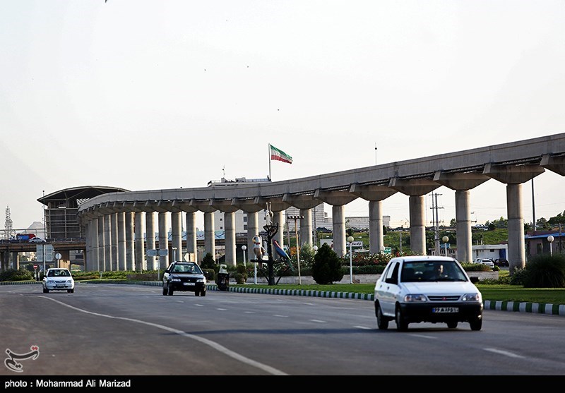 تصاویر: منوریل قم؛ استخوانی در گلوی شهر
