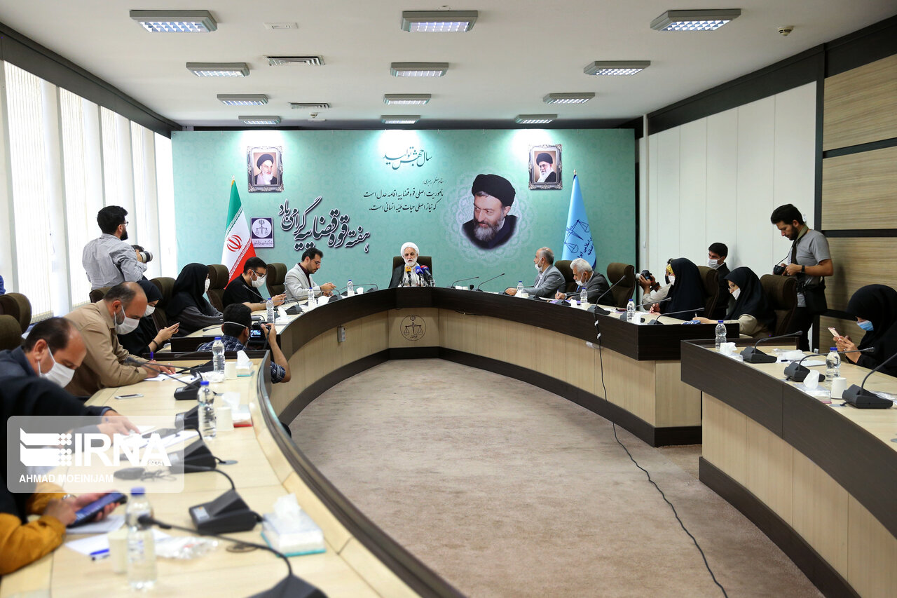 تصاویر: نشست خبری معاون اول قوه قضاییه