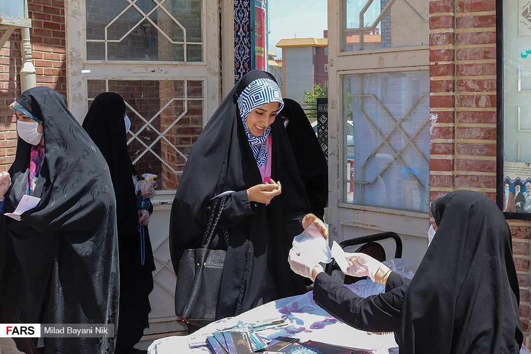 تصاویر: اولین نماز جمعه &laquo;پَردیس&raquo; در ایام کرونا