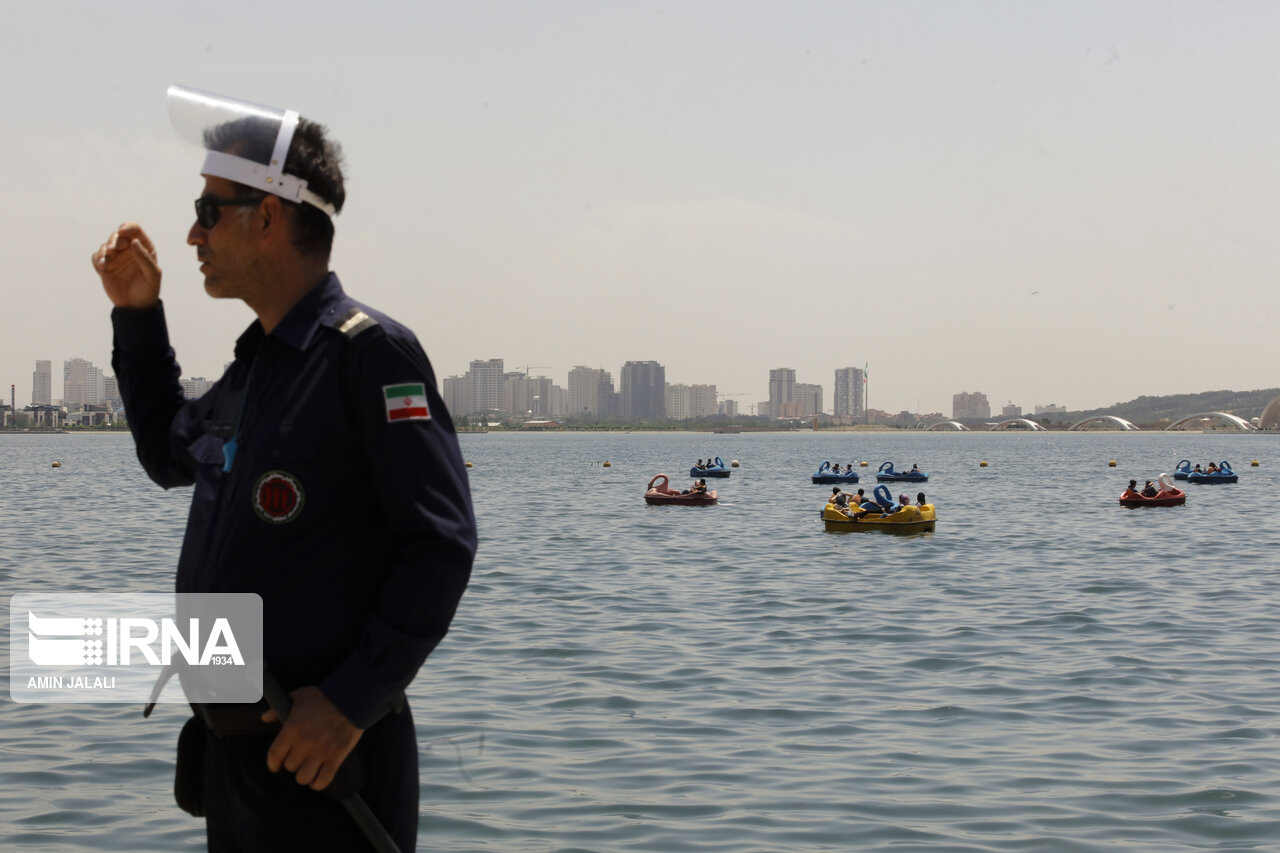 تصاویر: بازگشایی دریاچه شهدای خلیج فارس